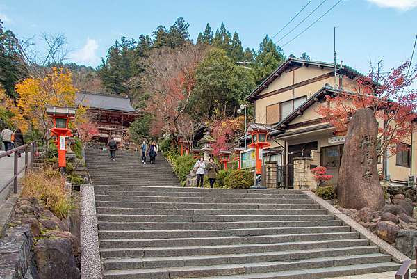 京都洛北鞍馬 貴船楓葉下閃耀的紅燈籠 阿堯的旅行小天地 痞客邦 京都洛北鞍馬 貴船楓葉下閃耀的紅燈籠 阿堯的旅行小天地 痞客邦