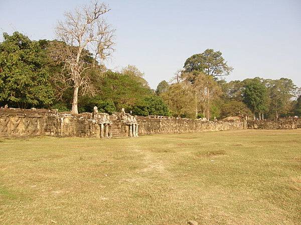 遠望Terrace of Elephants