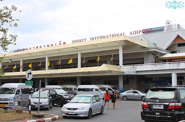 phuket-airport-exterior.jpg phuket-airport-exterior.jpg