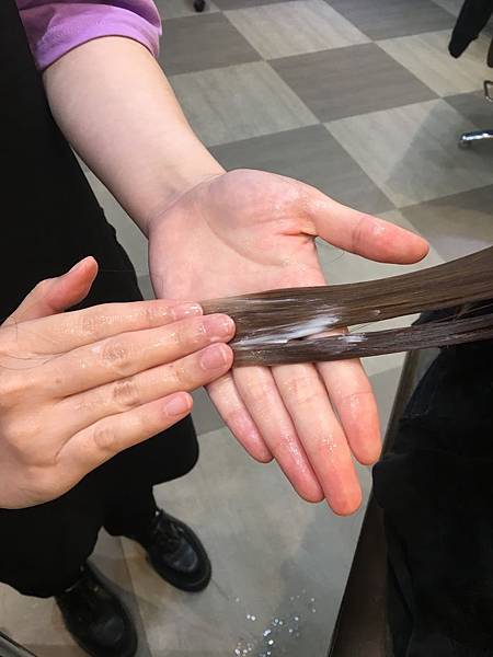 F3913266-16F0-4B10-ACA6-6E9F153B10EB F3913266-16F0-4B10-ACA6-6E9F153B10EB