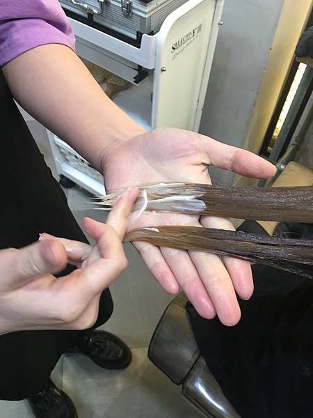 B5B398FE-EA20-4230-A96A-27CB306E76FB B5B398FE-EA20-4230-A96A-27CB306E76FB