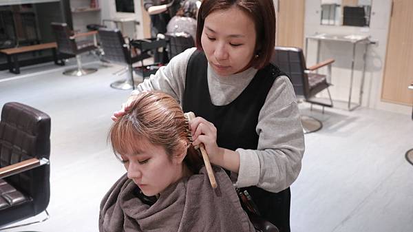 591FCDD1-700F-4DEA-A307-0AC57226B410 591FCDD1-700F-4DEA-A307-0AC57226B410