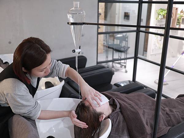 D411F6A2-1997-4D3F-B432-F9111BFB7FCD D411F6A2-1997-4D3F-B432-F9111BFB7FCD