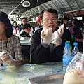 吃飽飯，開始做客家菜包