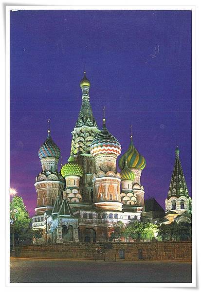 the st basil's cathedral at night.jpg