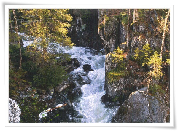 northern ural waterfall zhigalan.jpg