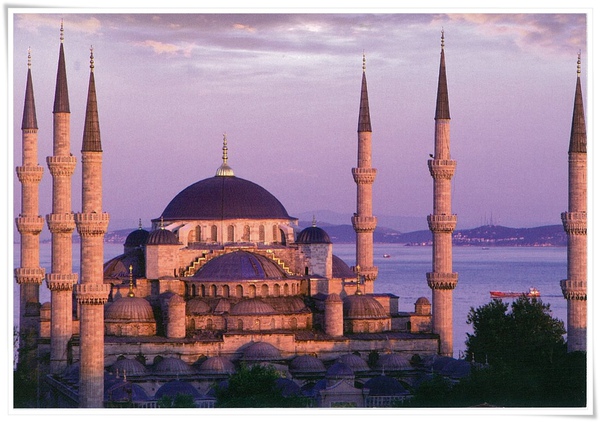 Blue Mosque in Istanbul.jpg