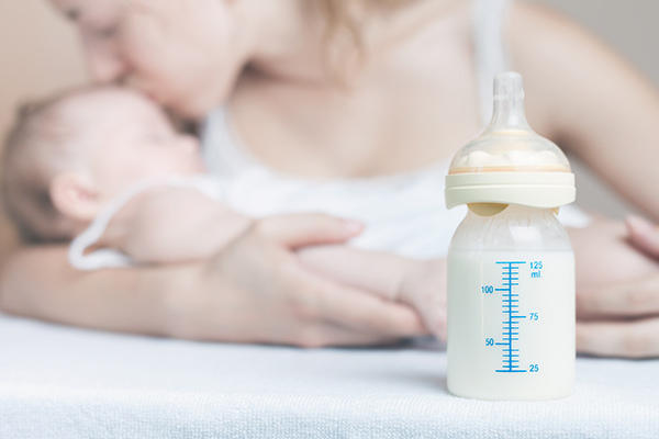 【母乳全攻略】新手媽媽最苦惱的事:正確的母乳保存、加溫,母乳營養不流失 【母乳全攻略】新手媽媽最苦惱的事:正確的母乳保存、加溫,母乳營養不流失