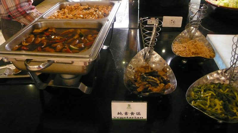 深坑假日飯店自助式午餐吃到飽 深坑假日飯店自助式午餐吃到飽