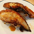 蒲燒鰻。這是唯一的熟食。