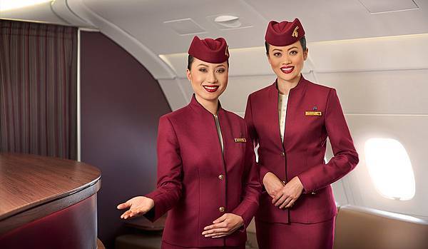 h2-a380-cabin-crew-welcome-asian h2-a380-cabin-crew-welcome-asian
