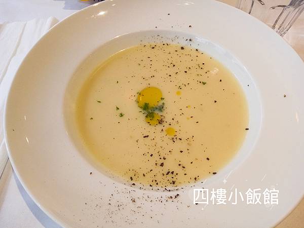 四樓小飯館