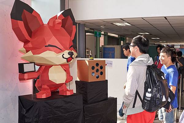 第五屆 PIXNET HACKATHON 運用創新語音互動裝置,參賽者說出報到編號即可自動拍照並完成報到.jpg 第五屆 PIXNET HACKATHON 運用創新語音互動裝置,參賽者說出報到編號即可自動拍照並完成報到.jpg