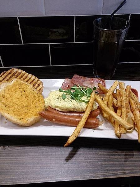 12508784_10206030830633952_9147750488856348824_n