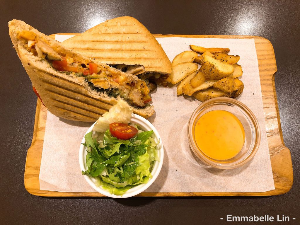 IMG_2086.jpg IMG_2086.jpg