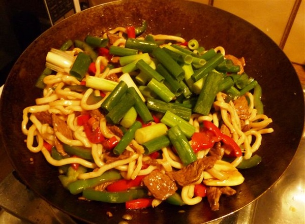 step 6-add shallots and then stir fry.JPG