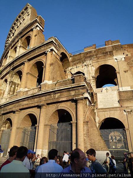 鬥獸場 (Colosseum) 