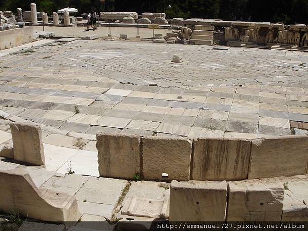 戴奧尼索斯劇場(Theatre of Dionysos)