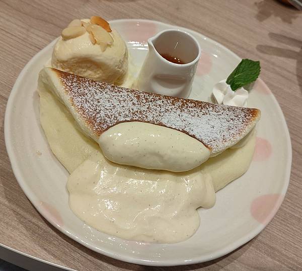 Woosa洋食パンケーキ 屋莎洋食鬆餅屋->讓人浮在雲端的鬆