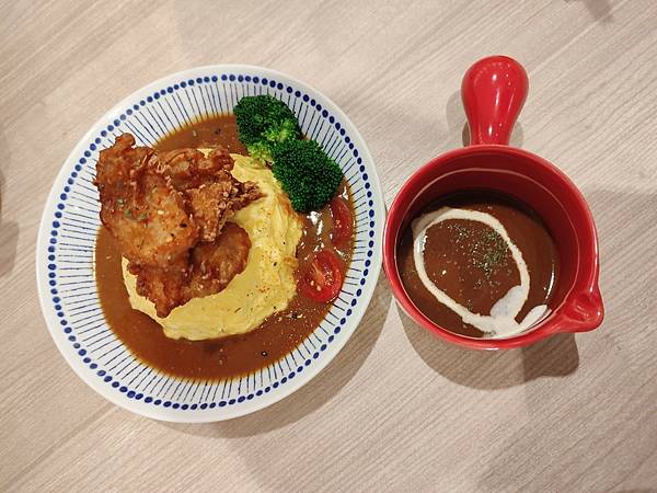 Woosa洋食パンケーキ 屋莎洋食鬆餅屋->讓人浮在雲端的鬆