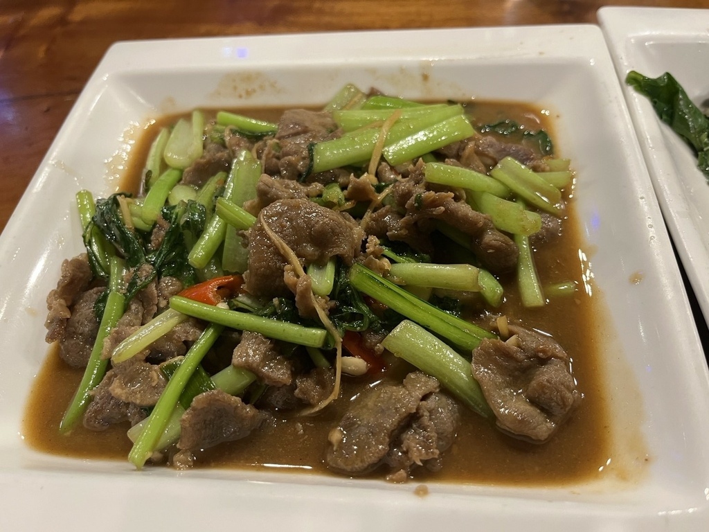 【台東】九格浪原住民風味餐．正氣路夜市(老東芳)．傳廣無骨鹽