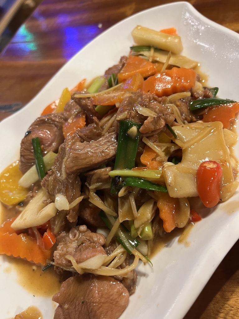 【台東】九格浪原住民風味餐．正氣路夜市(老東芳)．傳廣無骨鹽