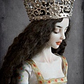 A_new_crown_is_dolled_by_Marina_B.jpg