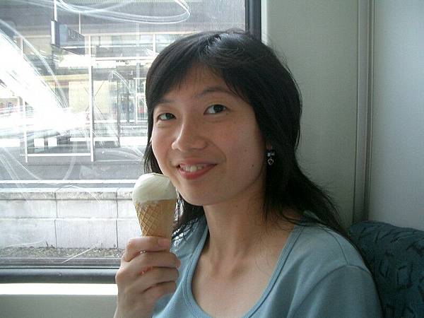 我第一次吃冰淇淋唷