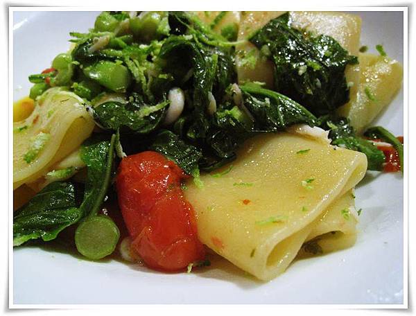 0623-Solo Pasta-銀魚, 芥蘭苗與拿坡里帕克哩管麵1 0623-Solo Pasta-銀魚, 芥蘭苗與拿坡里帕克哩管麵1