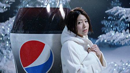 news_large_pepsinex_utadaXmas1 news_large_pepsinex_utadaXmas1