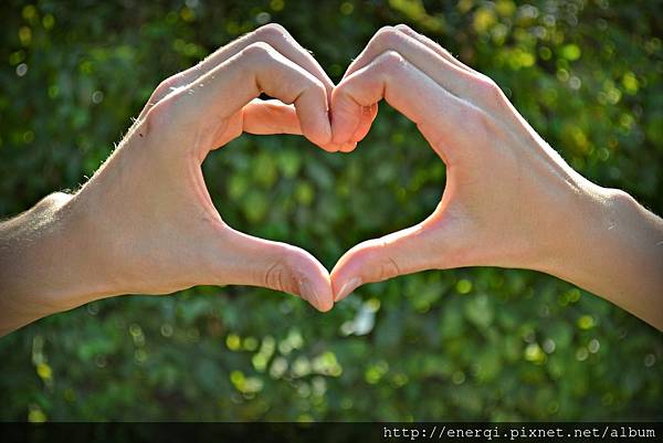 love-1075476_1920.jpg love-1075476_1920.jpg