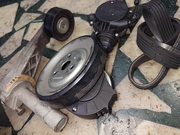 PEUGEOT RCZ THP200 外匯車整備(紅)