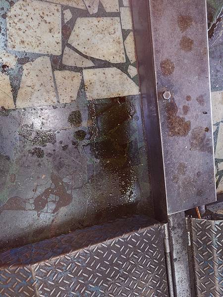 CITROEN Xantia 2.0 變速箱打滑.周邊整修. CITROEN Xantia 2.0 變速箱打滑.周邊整修.