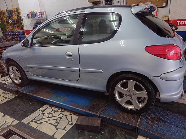 PEUGEOT 206 XS 原廠手排出售.(已售出.感謝三