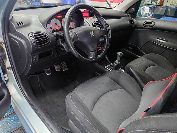 PEUGEOT 206 XS 原廠手排出售.(已售出.感謝三