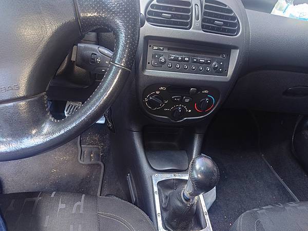 PEUGEOT 206 XS 原廠手排出售.(已售出.感謝三