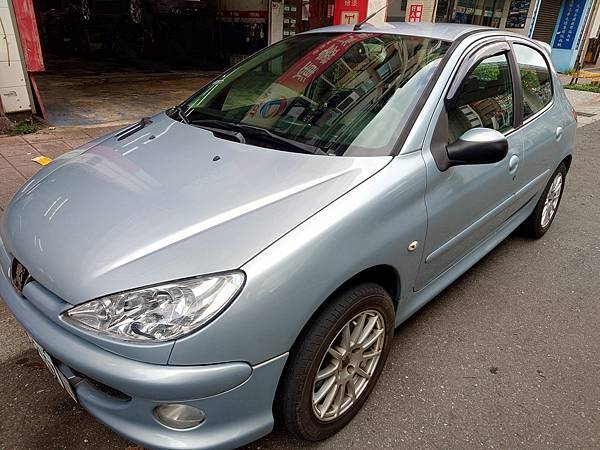 寶獅206 1.6 16V 5D 手自排出售.感謝瑞芳蕭先生