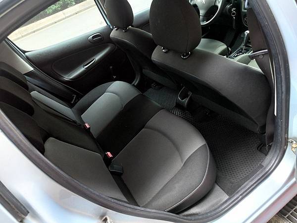 寶獅206 1.6 16V 5D 手自排出售.感謝瑞芳蕭先生