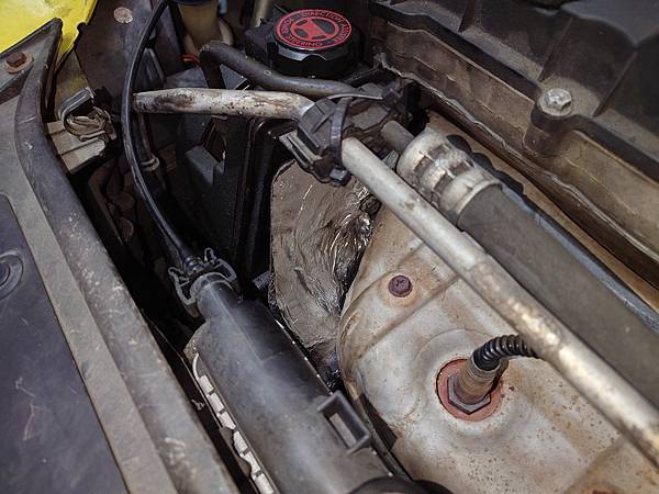 PEUGEOT 206 CC 下雨漏水.三角窗升降機不作動.