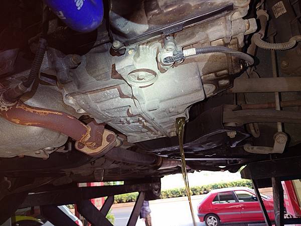 PEUGEOT 206 CC 下雨漏水.三角窗升降機不作動.