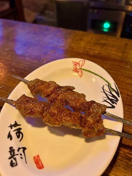 【臺北食記】【中山】《疆毒串烤》-- 1. 價格親民的東北風