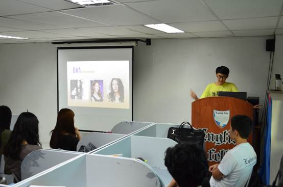 [轉載自English FELLA台灣專屬部落格] English Fella -- 歡迎來到English Fella 的PPT演講比賽