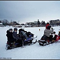 雪上摩托車.JPG