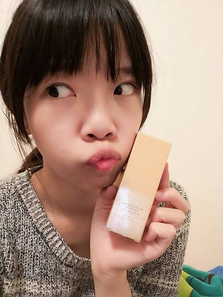 BC百匡,靚顏抗皺淡紋賦活油(百匡賦活膠囊),百匡賦活膠囊,
白龍膽花精萃可亮白撫平細紋與修護受傷肌膚,並高度保濕鎖水,延緩肌膚老化,一顆多種用途,強效版晚安面膜
,百匡賦活膠囊,百匡膠囊
