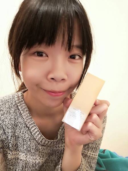 BC百匡,靚顏抗皺淡紋賦活油(百匡賦活膠囊),百匡賦活膠囊,
白龍膽花精萃可亮白撫平細紋與修護受傷肌膚,並高度保濕鎖水,延緩肌膚老化,一顆多種用途,強效版晚安面膜
,百匡賦活膠囊,百匡膠囊
