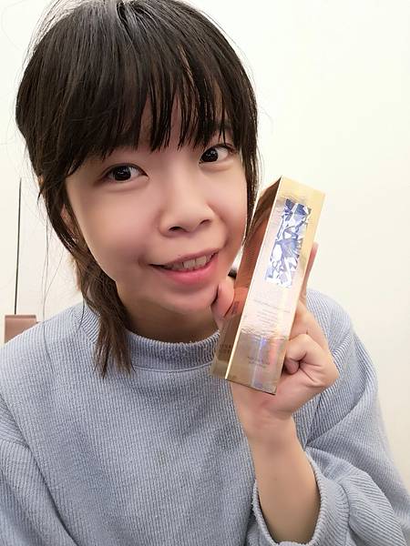 女人知己試用大隊,HANROON韓潤隱型八爪緊緻精華 強勢升級版30ml,韓潤隱型八爪緊緻精華升級版,V型精華,緊緻輪廓,小臉精華,立即有感
