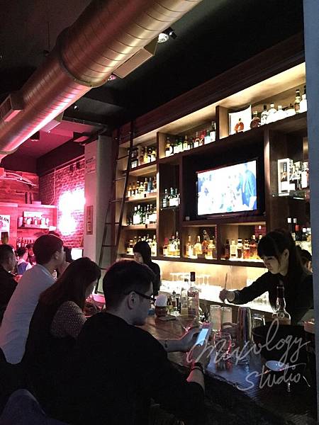 MA02 酒牆.jpg MA02 酒牆.jpg