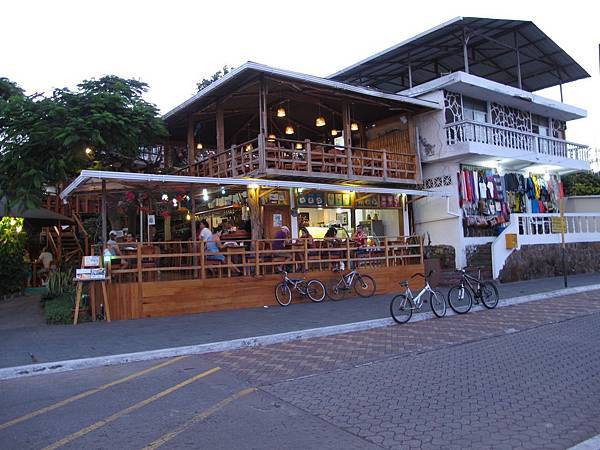 IMG_6832.jpg IMG_6832.jpg