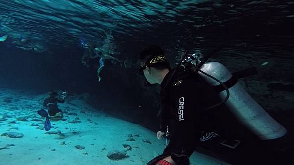 00-00-15-61.jpg 00-00-15-61.jpg