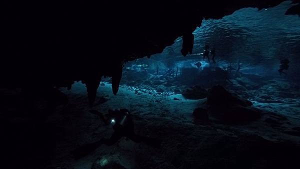 00-00-31-52.jpg 00-00-31-52.jpg